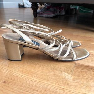 Kindly worn Stuart Weitzman chunky heels